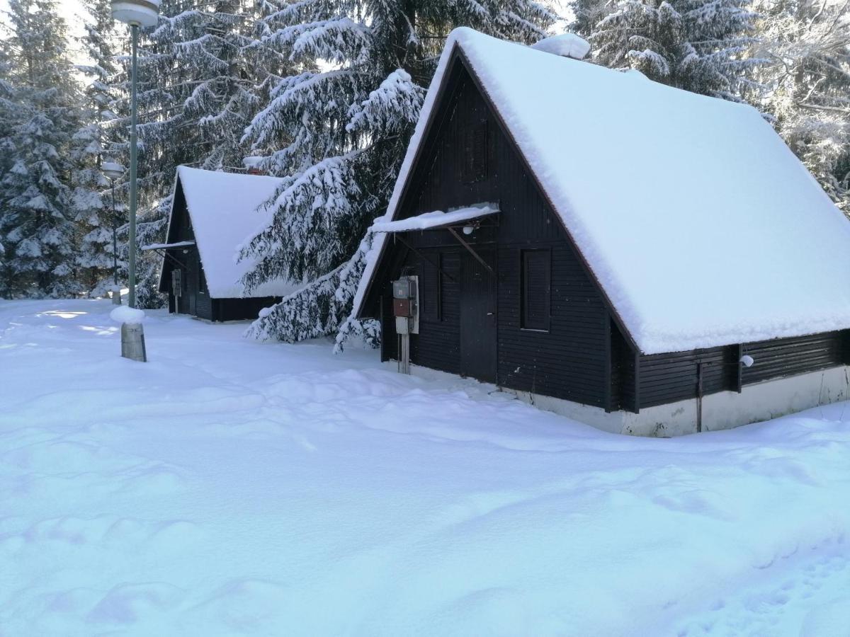 Bungalovy Pri Hoteli Spojar Жьяр Экстерьер фото