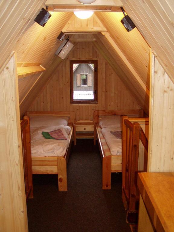 Bungalovy Pri Hoteli Spojar Жьяр Номер фото